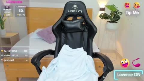 Snapshot of aixa_15 chatting on 7, 2, 2025 Aixa Burgos online show from 7, 2, 2025