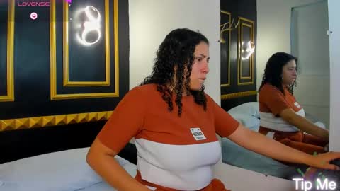 Aixa Burgos online show from 11, 11, 2025