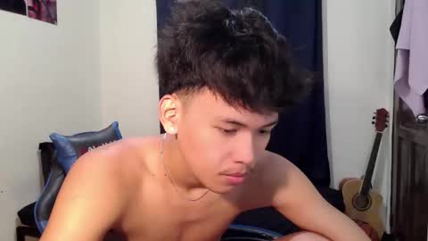 Snapshot of aj_daksxx chatting on 7, 5, 2026 aj_daksxx online show from 7, 5, 2026