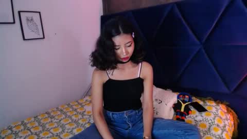 Snapshot of akane_uwu chatting on 3, 10, 2025 A K A N E U W U online show from 3, 10, 2025