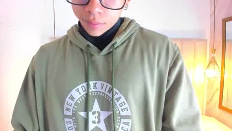 akazaboy online show from 28, 11, 2025