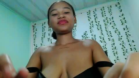 Snapshot of akemy_saunderz chatting on 3, 6, 2026 akemy_saunderz online show from 3, 6, 2026