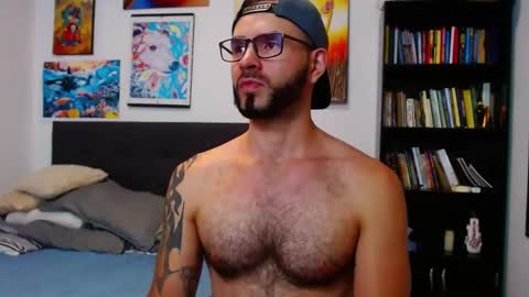 Snapshot of akiles_r chatting on 10, 12, 2024 akiles online show from 10, 12, 2024