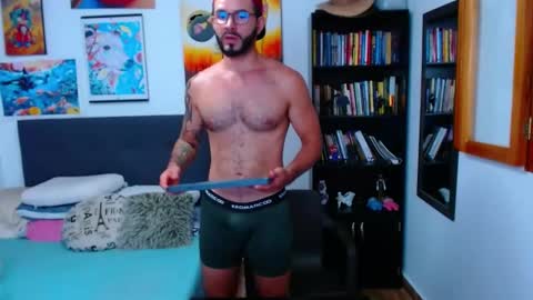 Snapshot of akiles_r chatting on 4, 2, 2025 akiles online show from 4, 2, 2025