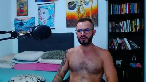 Snapshot of akiles_r chatting on 11, 2, 2025 akiles online show from 11, 2, 2025