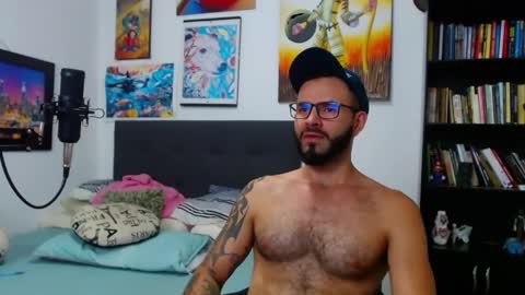 Snapshot of akiles_r chatting on 11, 3, 2025 akiles online show from 11, 3, 2025