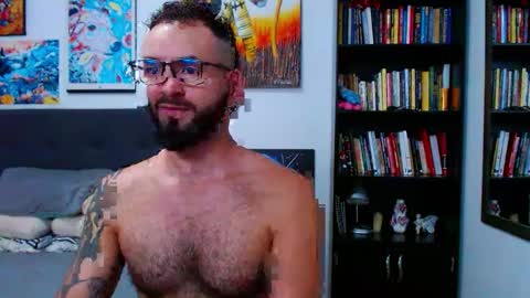 Snapshot of akiles_r chatting on 30, 9, 2025 akiles online show from 30, 9, 2025