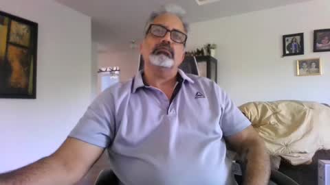 Snapshot of aladdin31673 chatting on 7, 7, 2026 aladdin31673 online show from 7, 7, 2026