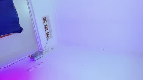 Snapshot of alahai_swith chatting on 11, 9, 2025 alahai_swith online show from 11, 9, 2025