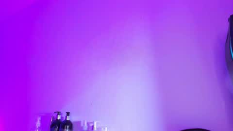 Snapshot of alahia__rodriguez chatting on 9, 3, 2025 Alahia Rodriguez online show from 9, 3, 2025