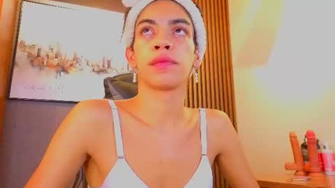Snapshot of alahia__rodriguez chatting on 12, 7, 2026 Alahia Rodriguez online show from 12, 7, 2026