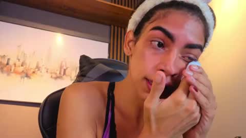 Snapshot of alahia__rodriguez chatting on 20, 7, 2026 Alahia Rodriguez online show from 20, 7, 2026