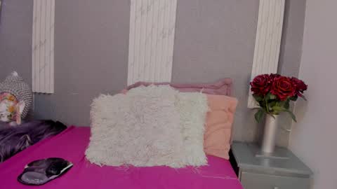 Snapshot of alahia_am chatting on 6, 2, 2025 alahia_am online show from 6, 2, 2025