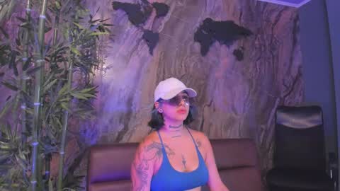 ALAHIA online show from 17, 12, 2025