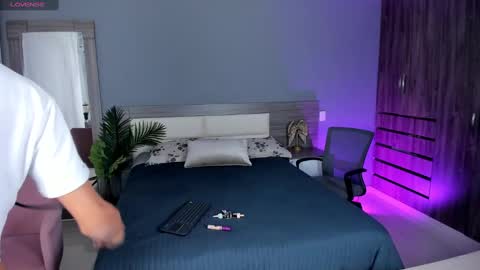 alaiaguerra online show from 23, 11, 2025