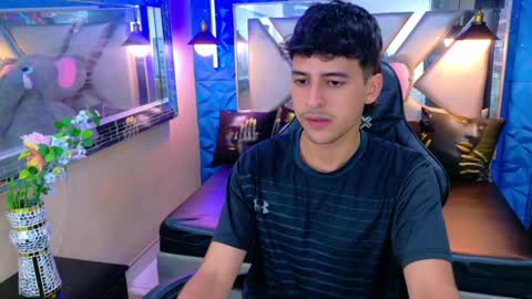 Snapshot of alan_del_reyx chatting on 13, 9, 2025 ALAN DEL REY online show from 13, 9, 2025