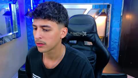 Snapshot of alan_del_reyx chatting on 28, 9, 2025 ALAN DEL REY online show from 28, 9, 2025