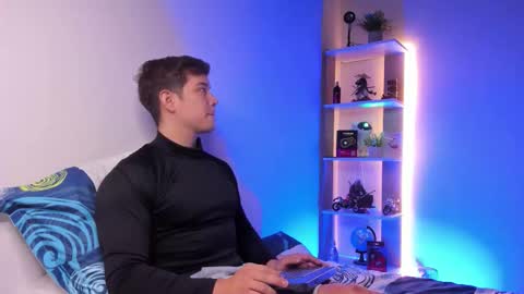 Alan Hadid online show from 10, 11, 2025