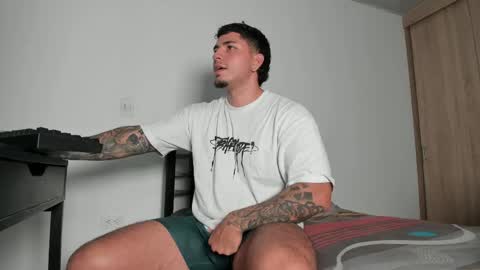 Snapshot of alan_muscle chatting on 23, 4, 2026 Alan online show from 23, 4, 2026