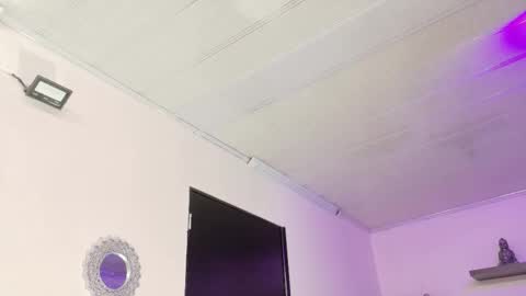 Maeve  online show from 14, 10, 2025