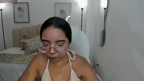 Snapshot of alana_martiins chatting on 15, 6, 2026 alana online show from 15, 6, 2026