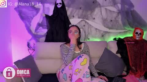 alana_pherson online show from 5, 10, 2025