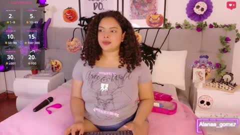 Alanaa  online show from 8, 10, 2025