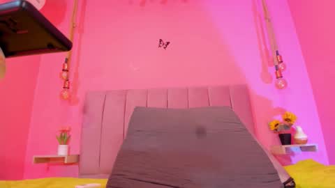 Alanaa Rosee  online show from 25, 10, 2025