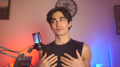 idenavarre online show from 15, 1, 2025