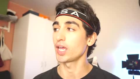 idenavarre online show from 11, 2, 2025