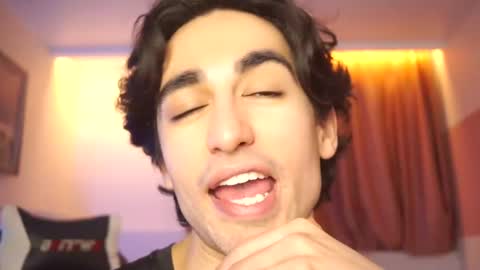 idenavarre online show from 22, 2, 2025