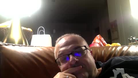 alankrieski1174 online show from 5, 11, 2025