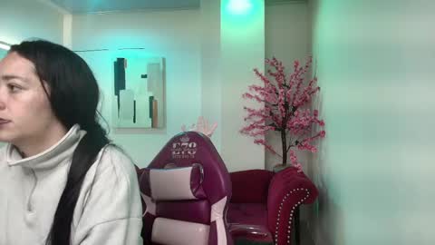 Alanna  online show from 28, 4, 2026