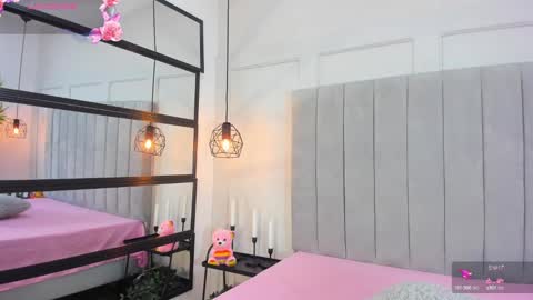 Alanna  online show from 5, 3, 2025