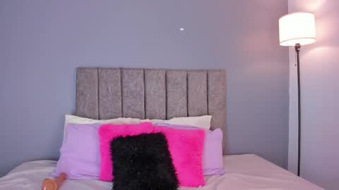 Alanna  online show from 12, 2, 2026