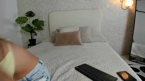 alannarouge online show from 26, 2, 2026