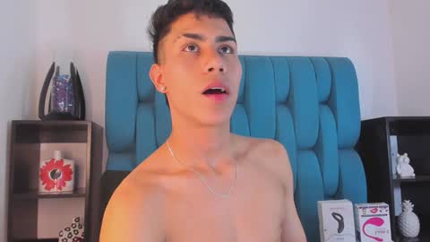 Snapshot of alannaughty_ chatting on 31, 12, 2024 alannaughty_ online show from 31, 12, 2024