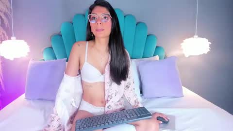 Snapshot of alassiahocthner chatting on 13, 9, 2025 Alassia Hocthner online show from 13, 9, 2025