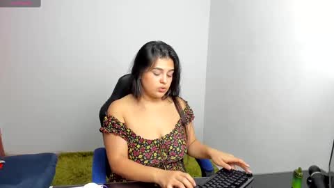 Snapshot of alayasmile chatting on 7, 3, 2025 Alaya online show from 7, 3, 2025