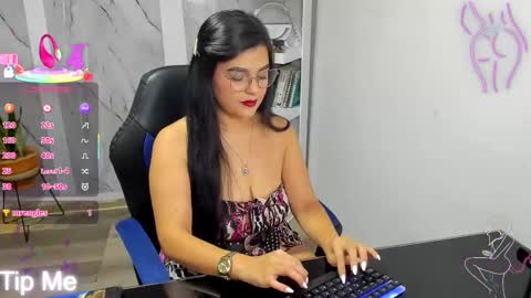 Snapshot of alayasmile chatting on 25, 9, 2025 Alaya online show from 25, 9, 2025