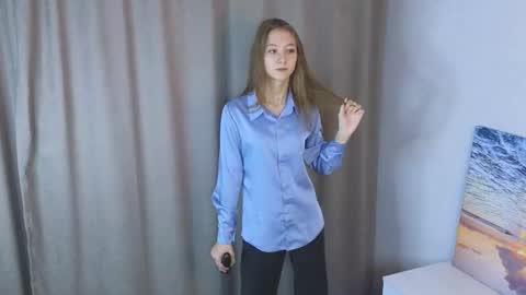 Lola online show from 25, 10, 2025