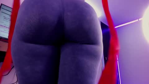 albaandthayron online show from 10, 2, 2025