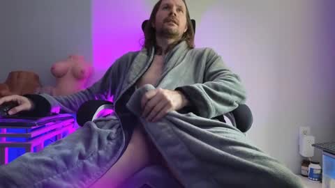 Snapshot of albinoadonis chatting on 3, 10, 2025 albinoadonis online show from 3, 10, 2025