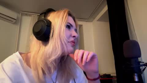 Sofia online show from 23, 11, 2025