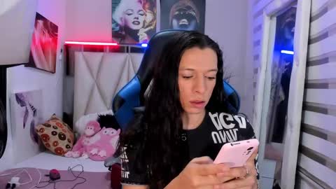 ale_noah_xxx online show from 22, 1, 2025