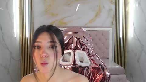 Snapshot of alehp_rose_s chatting on 24, 11, 2025 Ale online show from 24, 11, 2025