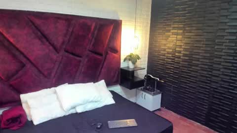 aleja__slav3 online show from 8, 3, 2026