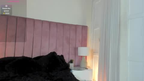 Alejandra Arango online show from 7, 2, 2025