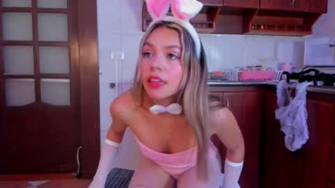 aleja_bloom online show from 26, 10, 2025
