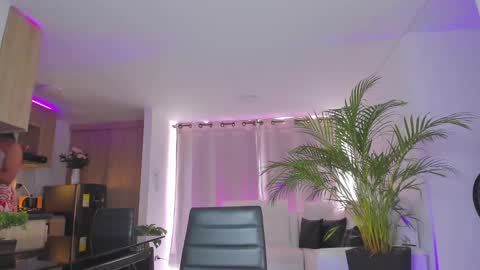 Snapshot of alejaevangeline chatting on 27, 2, 2025 A L E J A N D R A online show from 27, 2, 2025